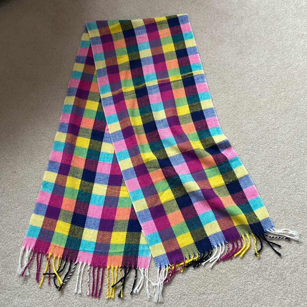 dELiA*s Winter Scarf
